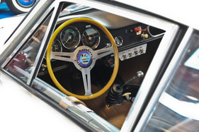 Apal Porsche 356 - das Armaturenbrett zeigt Porsche-Instrumente - Retro Classics Stuttgart 2015