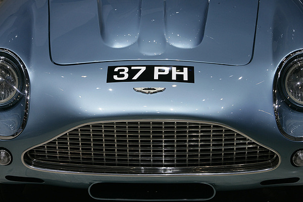 Aston Martin DB4 GT Zagato (1961) am Genfer Autosalon 2011 - Front