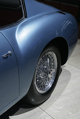 Aston Martin DB4 GT Zagato (1961) am Genfer Autosalon 2011 - Hinterrad