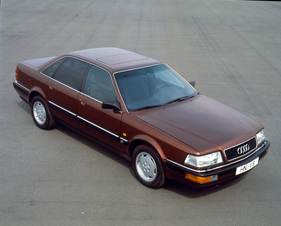 Audi V8 (1988) - Pressefoto eines braunen Exemplars Audi V8 (1988) - Pressefoto eines braunen Exemplars