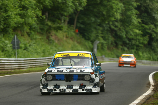 BMW 2002  an der Historic Trophy Nürburgring 2016 - FHR Langstrecken Cup