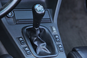 BMW 325i Cabriolet (E30, 1989) - Fünfganggetriebe war Standard