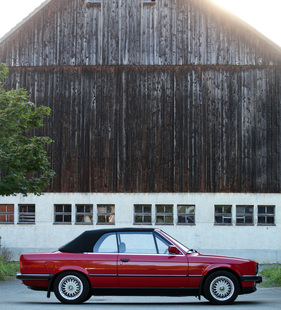 BMW 325i Cabriolet (E30, 1989) - elegantes Cabriolet auch mit Dach oben