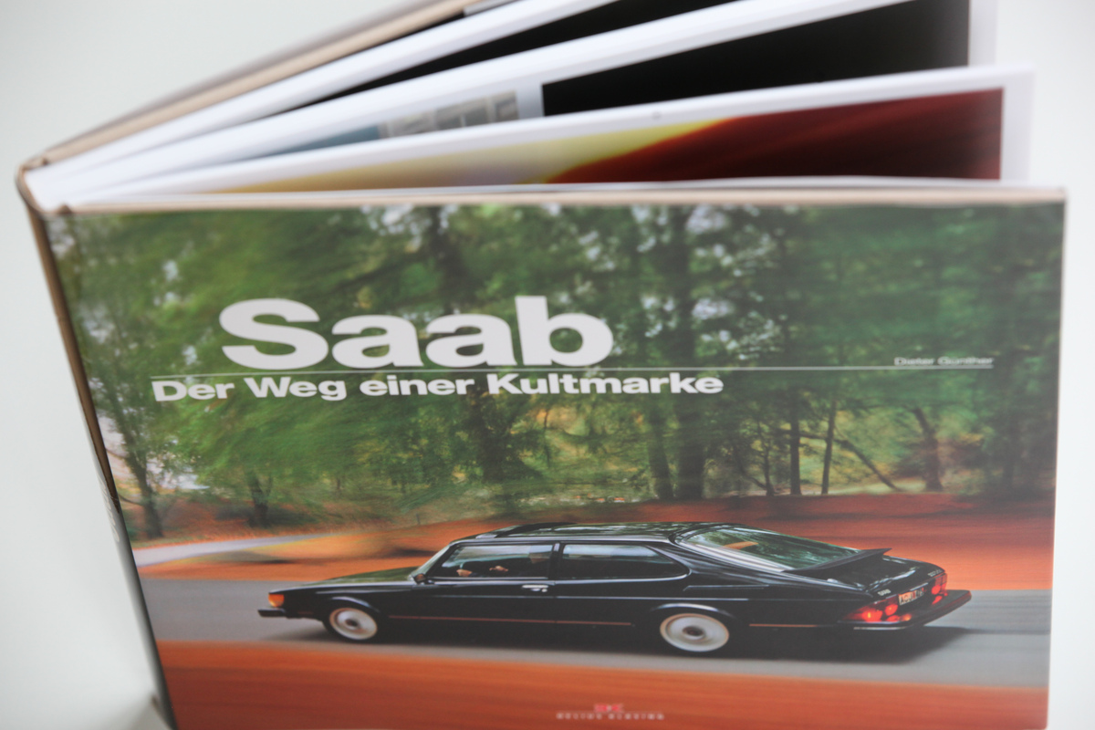 Buch "Saab - der Weg einer Kultmarke" - Einband und Titel