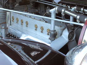 Bugatti 49 Beutler (1931) - der Reihen-Achtzylindermotor