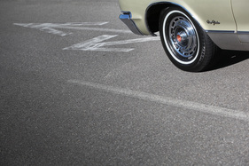 Chrysler New Yorker (1966) - immer dem Pfeil nach ...