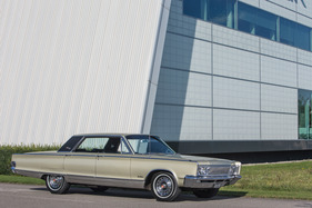 Chrysler New Yorker (1966) - rund 5,5 Meter lang