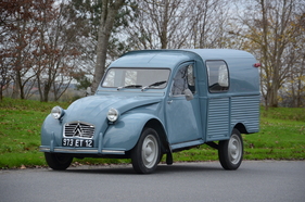 Citroën 2 CV AK 350 fourgonnette (1964) - als Lot 336 angeboten an der Artcurial Rétromobile Versteigerung am 6. Februar 2016