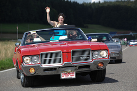 Bild Corso - Oldsmobile Cutlass Supreme Convertible - Oldtimerclassic Hittnau 2014