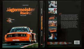 Cover und Umschlag des Buchs «Jägermeister Racing 1972-2000» Cover und Umschlag des Buchs «Jägermeister Racing 1972-2000»