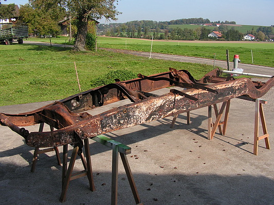 Die Restauration eines Citroën AC4 Lieferwagens: Das Chassis bereit zur Restauration