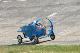 Es gab wirklich aussergewöhnliche Fahrzeuge zu bestaunen wie den Leyat Helica Open aus dem Jahre 1919. - Vintage Revival Montlhéry 2013