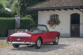 Facel Vega Facellia F2 1600 (1962) - einfach gehaltenes Heck mit speziellen Leuchten