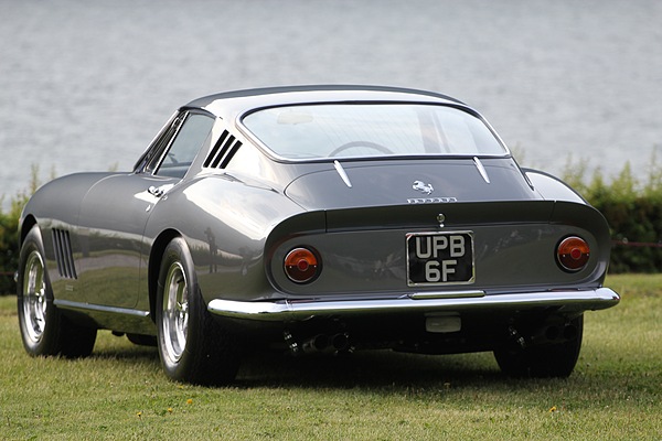 Ferrari 275 GTB 4 (1968) am Concorso d'Eleganza Villa d'Este 2011