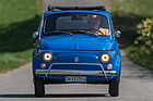 Fiat 500 L (1969) - sitzt man zu zweit, ist Körperkontakt nicht zu vermeiden