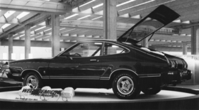 Ford Mustang II (1973) - amerikanisches Styling mit europäischen Dimensionen, hier mit Heckklappe - Internationale Automobilausstellung (IAA) in Frankfurt 1973