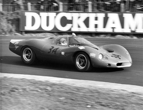 Ford P68 F3L (1968) - Mike Spence fuhr die ersten Runden im Nummer #34 Ford P68 (Chassis #002) in Brands Hatch, Ausfall nach wenigen Runden