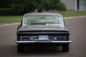 Ghia L.6.4 (1961) - 1,91 Meter breit und 1,3 Meter hoch - Breite wirkt