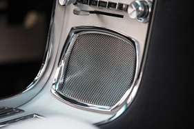 Ghia L.6.4 (1961) - Lautsprecher in der Mittelkonsole