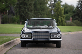 Ghia L.6.4 (1961) - viel Chrom an der Front