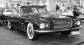 Ghia L6.4 (1962) am Genfer Automobilsalon - unter Verwendung von mechanischen Elementen des Chysler-V8 einstand ein imposantes Coupé