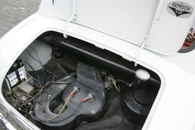 Goggomobil T 250 (1960) - getankt werden muss ein Zweitakt-Gemisch im Verhältnis 1 zu 25