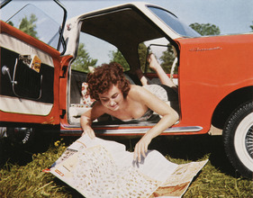 Goggomobil TS 250 (1958) - das Coupé offenbahrte sichtbare Reize - Aufnahme aus einem Kalender der Glas GmbH