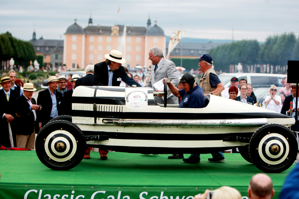 Bild Grade Rennwagen (1921) - erhielt den Ehrenpreis der Jury - Classic-Gala Schwetzingen 2016