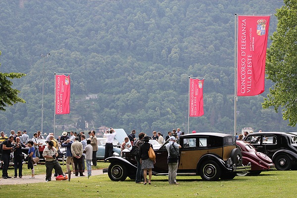 Impressionen vom Consorso d'Eleganza Villa d'Este 2011 - Fachkundiges Publikum