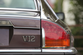 Jaguar XJ-S H.E. (1986) - klar kommunizierte V12-Ausführung