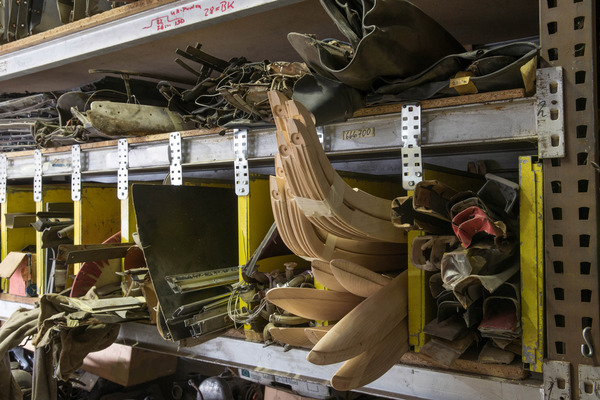 Komponenten für die Cabrios - Einblicke in die Arbeit der Ponton-Manufaktur