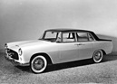 Lancia Flaminia (1956) - der letzte Prototyp, gezeigt am Turiner Automobilsalon, kam der Serienversion bis auf die hinten angeschlagenen Türen schon sehr nahe