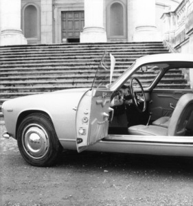 Lancia Flaminia Sport (1962) - Einstieg in die wohnliche Kabine