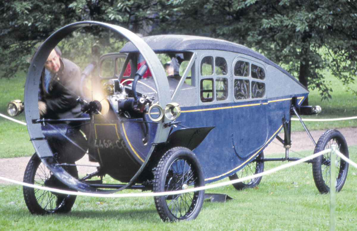 Leyat Hélica 2H von 1921, (Propellerantrieb, 2-Zyl.-Boxermotor, luftgekühlt, 1198 cm3, 8 PS)