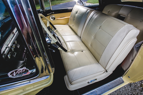 Lincoln Premiere Convertible (1957) - breite Sitzbank auch im Cabriolet