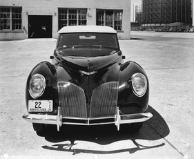 Lincoln Zephyr Convertible (1940) - offene Version Lincoln Zephyr Convertible (1940) - offene Version