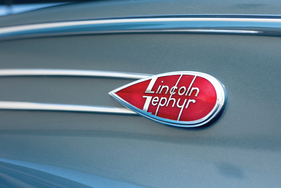 Lincoln-Zephyr Convertible Sedan (1939) - als Lot 165 unter dem Hammer an der RM Auction in Monterey am 15./16. August 2014