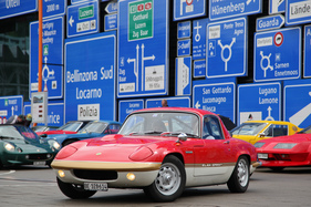 Bild Lotus Elan Sprint FHC (1970) - am Kunststoffautotreffen "Fantastic Plastic 2016"