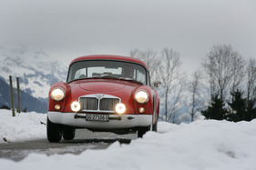 MG A Coupé (1959) - Zusatzscheinwerfer machen die Nacht (fast) zum Tage MG A Coupé (1959) - Zusatzscheinwerfer machen die Nacht (fast) zum Tage