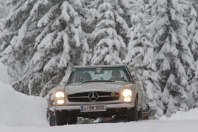 Mercedes 280 SL (1968) - an der Planai Classic 2013