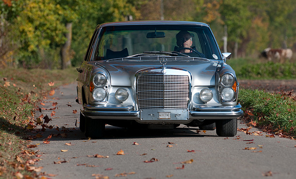 Mercedes-Benz 300 SEL 6.3 (1972) - Angenehm zu fahren