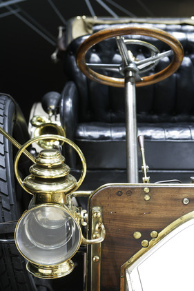 Mercedes Simplex (1904) am Genfer Autosalon 2011 - Details  Mercedes Simplex (1904) am Genfer Autosalon 2011 - Details