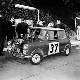 Mini Cooper S (1964) - der Siegeswagen der Rallye Monte Carlo 1964