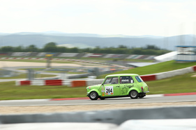 Mini Miglia (1975) bei der Historic Trophy Nürburgring 2016 - Kampf der Zwerge