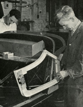 Morgan 4-4 1600 Tourer (1969) - schon 1969 machte Morgan damit, dass die Autos wie eh und je hergestellt würden