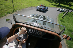 Morgan 4 4 (2011) - das Fahrverhalten ist auf glatten Strassen beindruckend gut