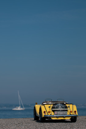 Morgan Plus 8 (1973) - das Ersatzrad ist auf dem Heck untergebracht Morgan Plus 8 (1973) - das Ersatzrad ist auf dem Heck untergebracht