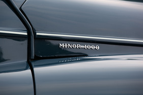 Morris Minor 1000 Tourer (1969) - Schriftzug auf der Flanke