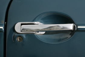 Morris Minor 1000 Tourer (1969) - Türöffner