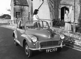 Morris Minor Cabriolet (1955) - die zweiteilige Frontscheibe blieb bis 1956